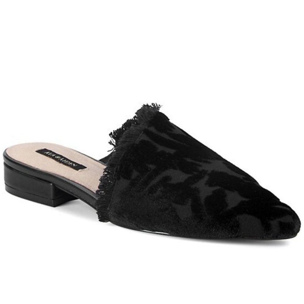 Ava & Aiden burnished velvet mule - size 9.5